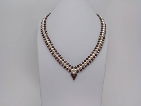 Collar En Perlas Con Almandino
