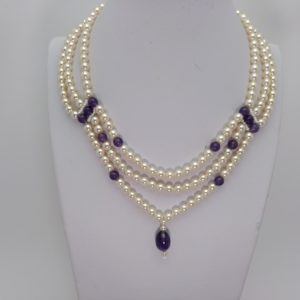 Collar en perlas y amatistas transparentes "Elegante"