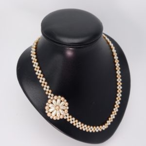 Collar en perlas "Elegante"