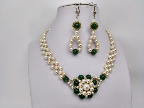 Collar En Cuarzo Verde Y Pendientes &Quot;Elegante&Quot;