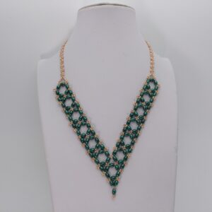 Collares y Pendientes de Moda