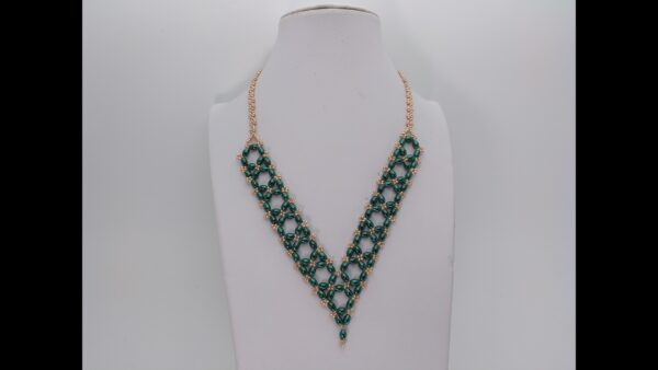 Collares Y Pendientes De Moda